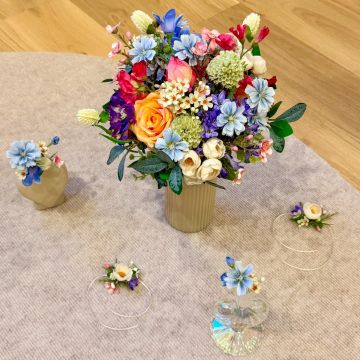 Tuscan Meadow - Brautstrauß Kreation mit Armbändern und Ansteckblumen - Kundenwunsch von Corinna