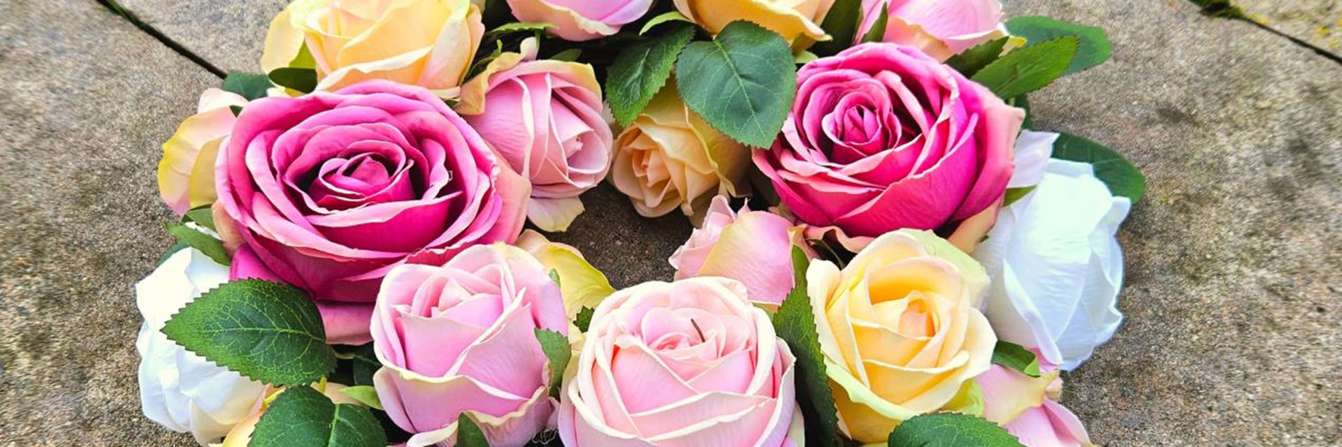 Künstliche Sommerkränze